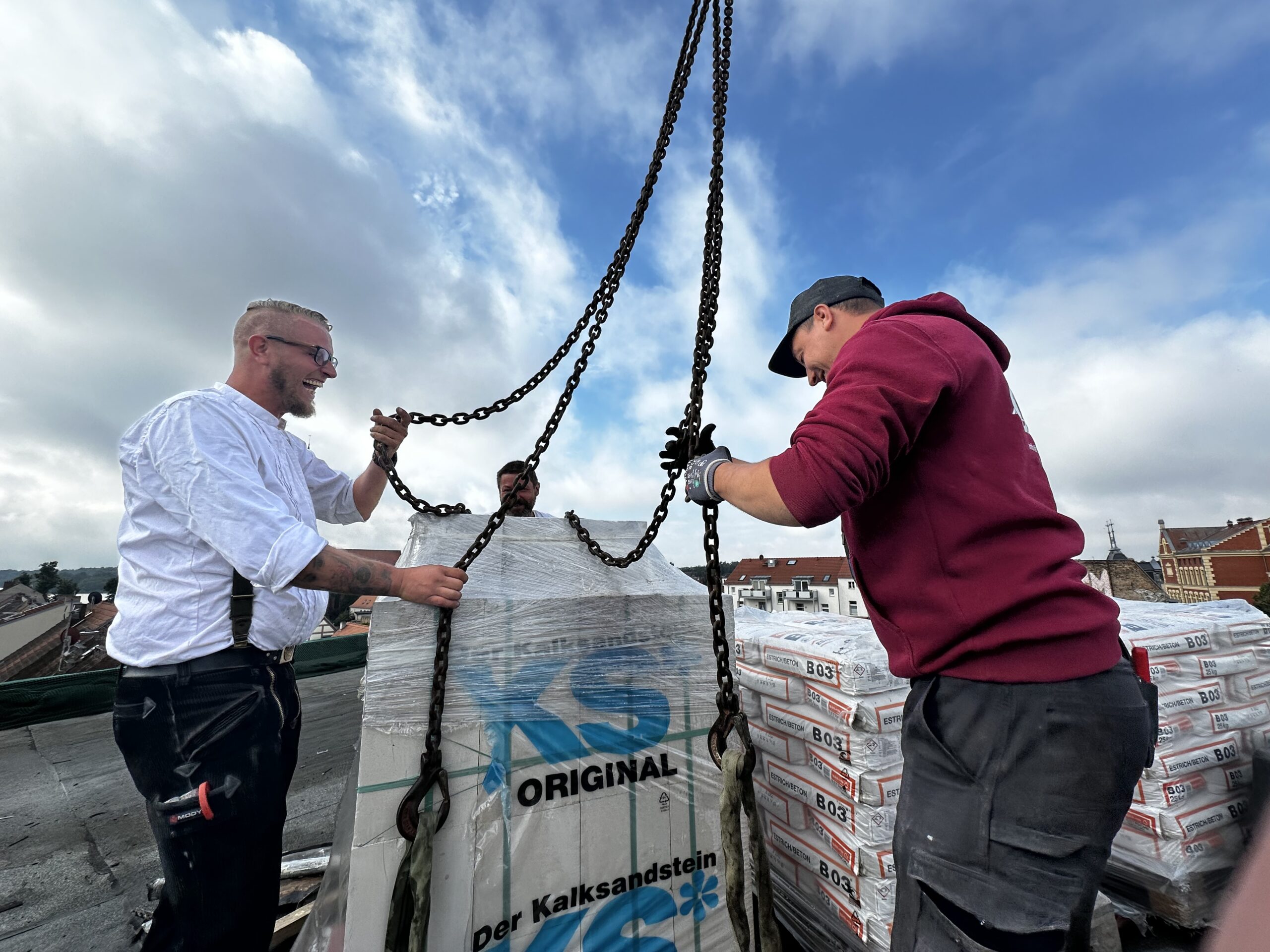Dachdecker bei Bauring Hochbau GmbH aus Neuruppin